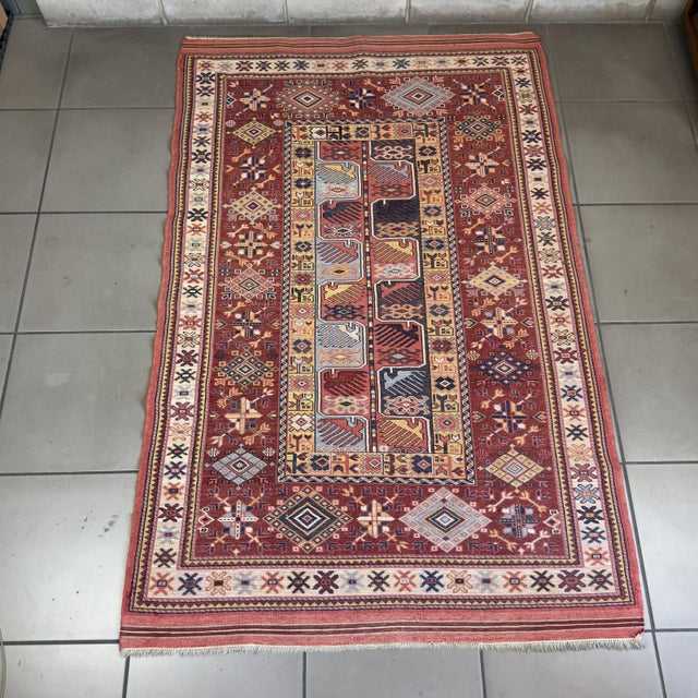 Yalameh Rug with Fine Geometric Pattern by Ignoto For Sale - Image 3 of 11