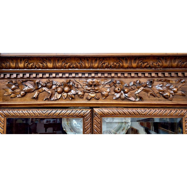 Traditional A 19th-Century Italian Renaissance Revival Display Cabinet For Sale - Image 3 of 11