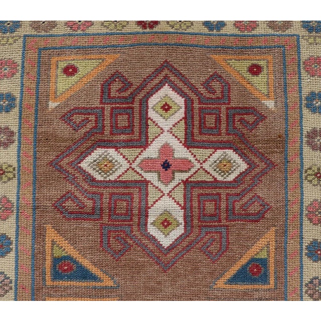 Ivory Vintage Turkish Oushak Geometric Cross Medallion's With Floral Border 2'7 X 5'9 For Sale - Image 8 of 10