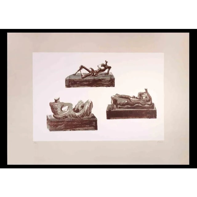 Figures is a lithograph artwork by the British artist Henry Moore (Castleford, 1898 - Much Hadham, 1986). Hand-signed on...