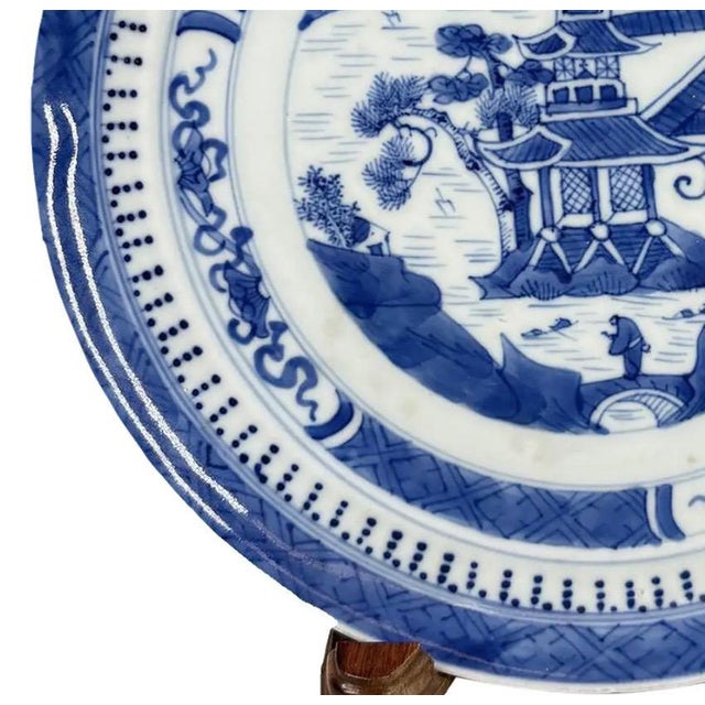 Antique 19th Century Chinese Nanking Export Porcelain Plate & Stand For Sale In Portland, OR - Image 6 of 13