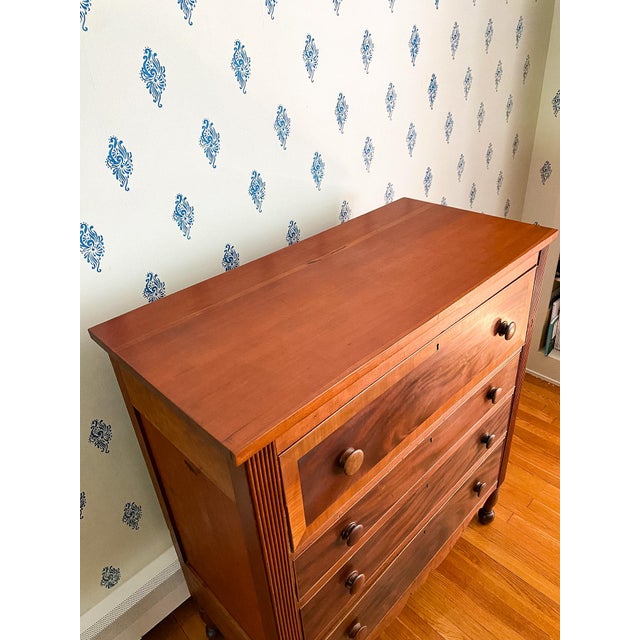 Wood Antique Early 1800s New England Neoclassical Cherry and Mahogany Chest of Drawers For Sale - Image 7 of 15