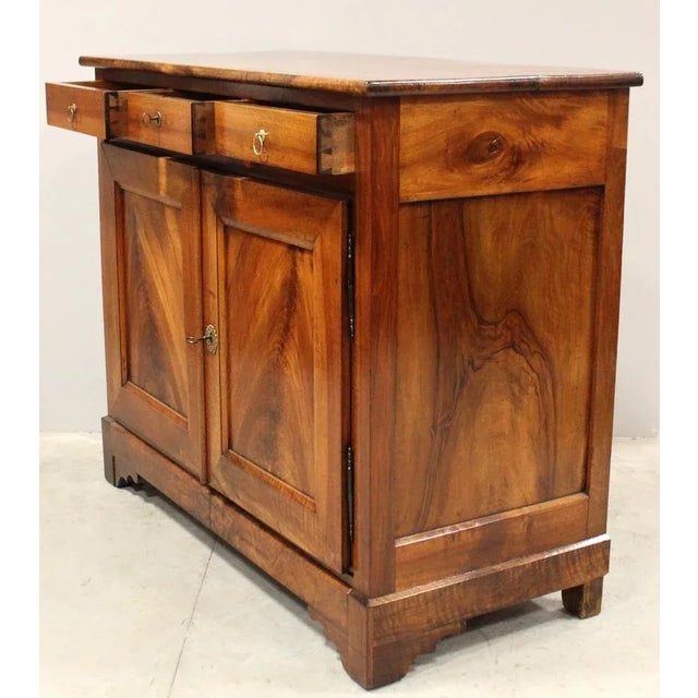 19th-Century Louis Philippe Walnut Sideboard For Sale - Image 5 of 10