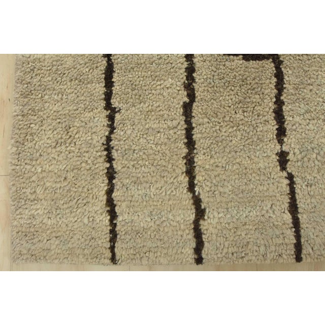 Moroccan Rug 6’1” X 9′ Gray Brown Wool Contemporary Hand-Knotted Carpet For Sale - Image 11 of 14