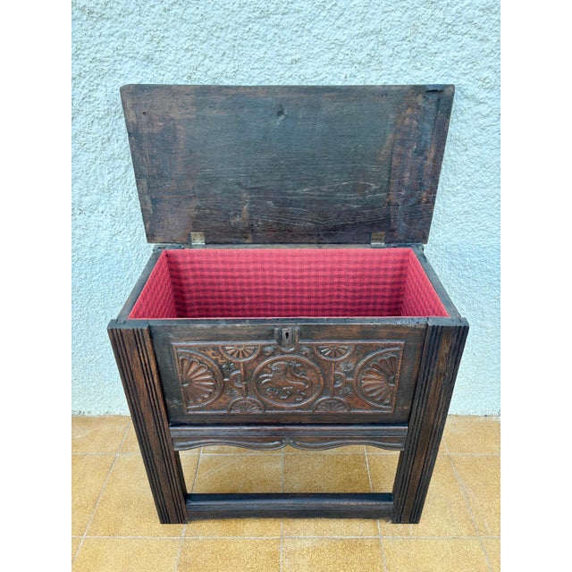 Spanish Renaissance Revival Carved Oak Chest with Lift Top, Early 20th Century For Sale - Image 16 of 16