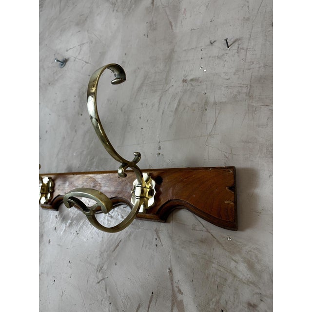 1900 - 1909 Antique Coat Hooks in Brass and Wood, 1900 For Sale - Image 5 of 10