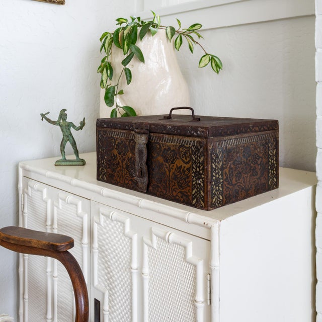 1930s Rustic Metal Strongbox or Money Box With Slavic Floral Folk Art and Cyrillic Text For Sale - Image 5 of 16