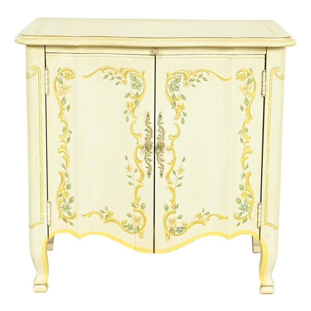 Drexel Heritage French Provincial Louis XV Cream Lacquered Paint-Decorated Nightstand, 1970s For Sale