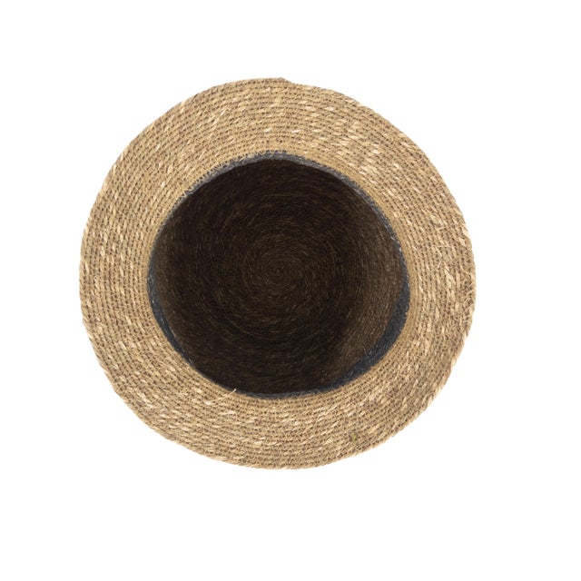 Handwoven Indian Seagrass Basket With Flared Rim in Natural, Charcoal & Indigo Accents For Sale In New York - Image 6 of 8