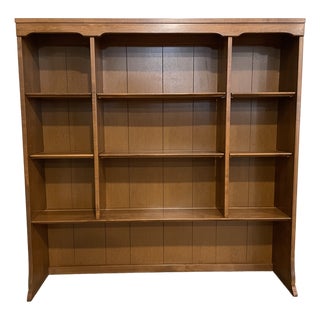 Vintage Ethan Allen Heirloom Nutmeg Maple Bookcase Shelves For Sale