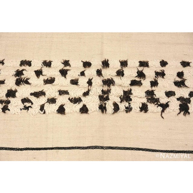 Nazmiyal Collection Ivory and Black Vintage Moroccan Kilim Rug For Sale In New York - Image 6 of 7
