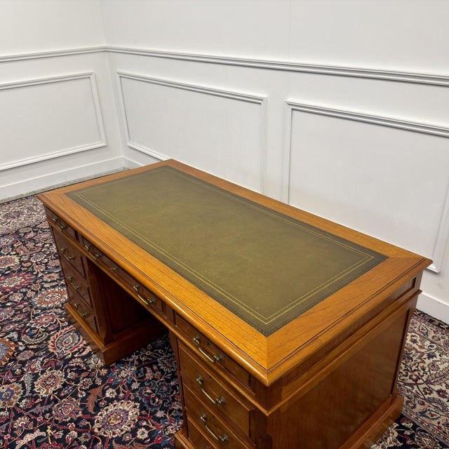 English Desk from Globe Wernicke For Sale - Image 16 of 18