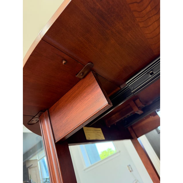 1990s Henkel-Harris Wild Black Cherry Double Drop-Leaf Dining Table With Three Leaves & Original Storage Carton, Style No. 2238 For Sale - Image 9 of 13