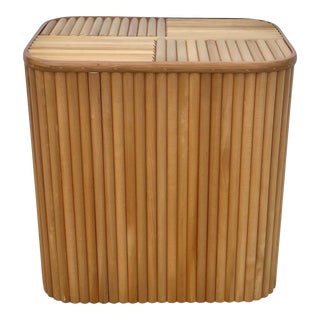 Vintage Split Reed Rattan Pedestal Side Table For Sale