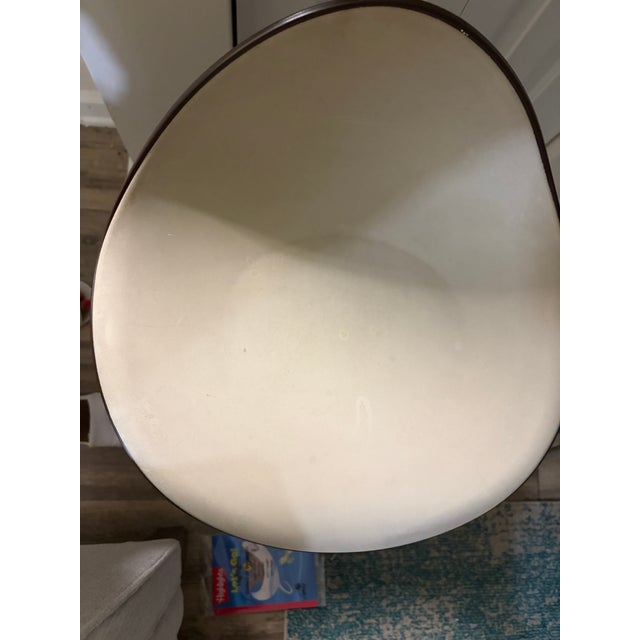 2000 - 2009 Pair of Onda High-End Barstools Designed by Jesús Gasca for Stua - Beige & Brown For Sale - Image 5 of 8