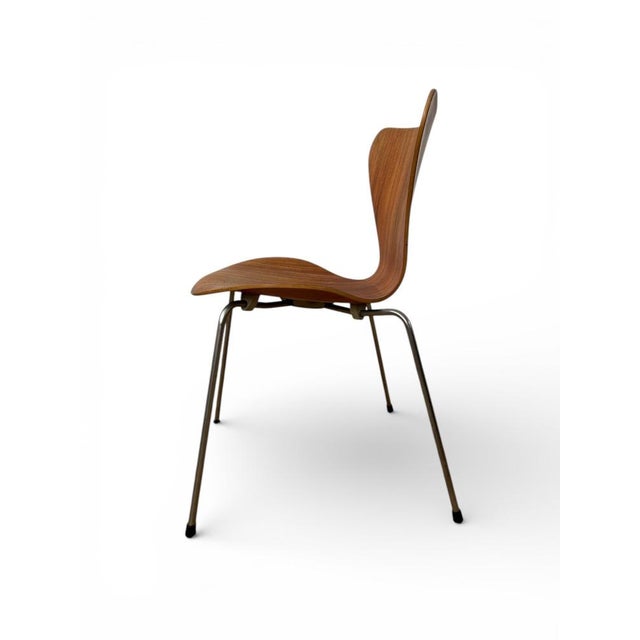 Series 7 Chairs in Teak by Arne Jacobsen for Fritz Hansen For Sale - Image 6 of 15