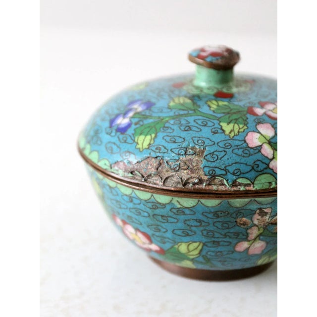 1920s Antique Chinese Cloisonne Box For Sale - Image 5 of 12