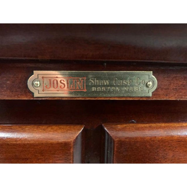 Large Mahogany Collector’s Display Cabinet by the Joslin Showcase Company of Boston For Sale - Image 10 of 12