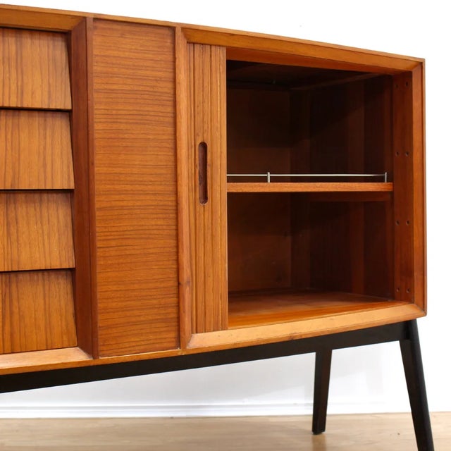 1950s Mid Century Credenza Attributed Herbert Gibbs for Vesper For Sale - Image 4 of 5