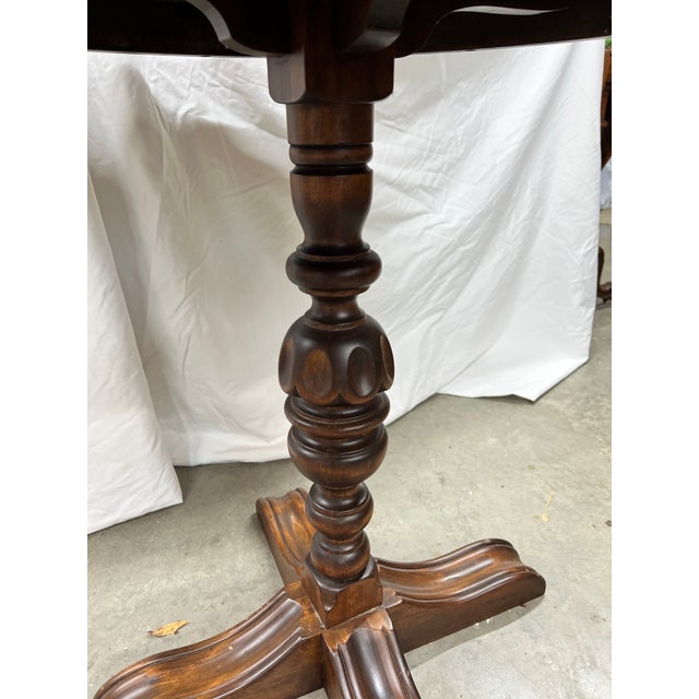 Antique Burl Walnut Wood Scalloped Edge Pedestal Table For Sale - Image 9 of 12