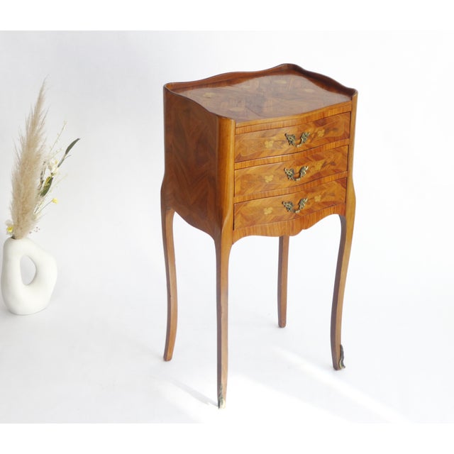 French Louis XV Style Marquetry Nightstand with Drawers, 1940s For Sale - Image 9 of 9