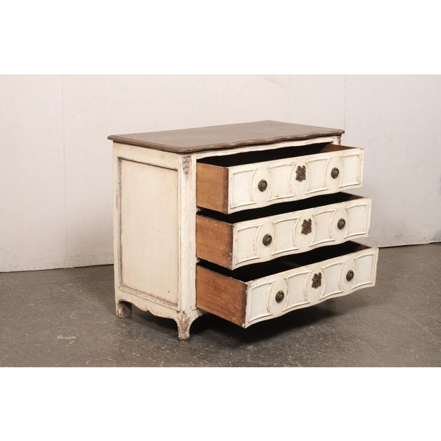 French 18th C. French Serpentine Commode in Cream For Sale - Image 3 of 12
