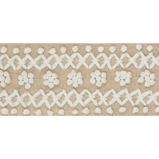 Sample - Schumacher Sunnyvale Tape in Ivory For Sale
