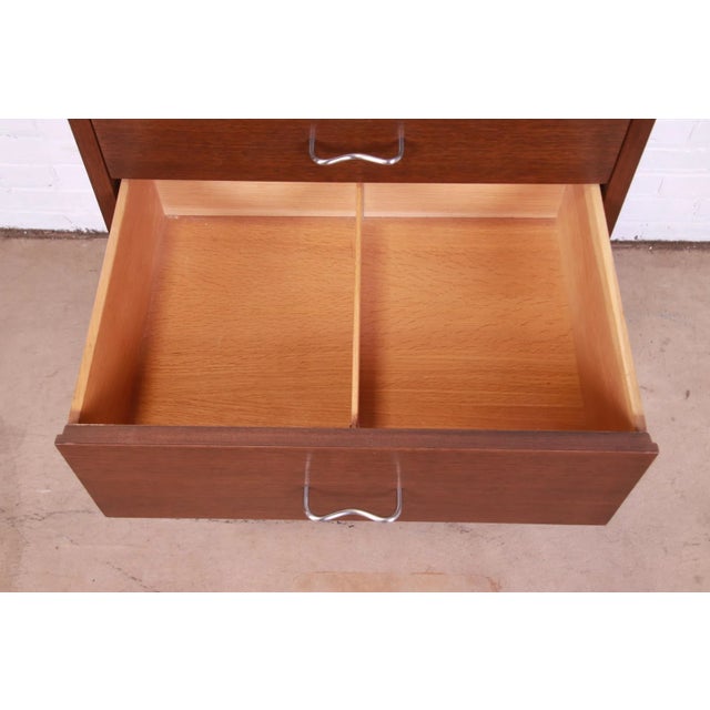 Wood George Nelson for Herman Miller Walnut Chest of Drawers, 1950s For Sale - Image 7 of 12