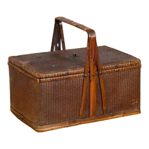 Chinese Early 20th Century Rattan Lunch Box with Tripartite Bamboo Handle