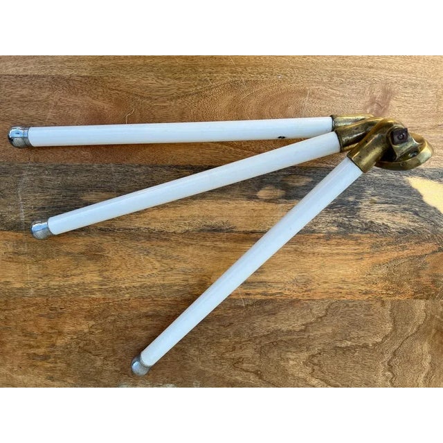 1920s Art Deco Cast Iron Enamelled Swivel Towel Rack, 1920s For Sale - Image 5 of 11