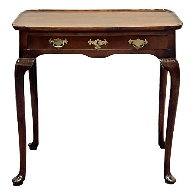 Late 18th Century English Queen Anne Tea / Side Table For Sale