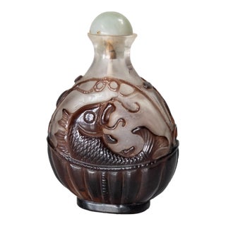 Early 20th Century Chinese Qing Dynasty Peking Glass Snuff Bottle With Koi or Carp Fish For Sale