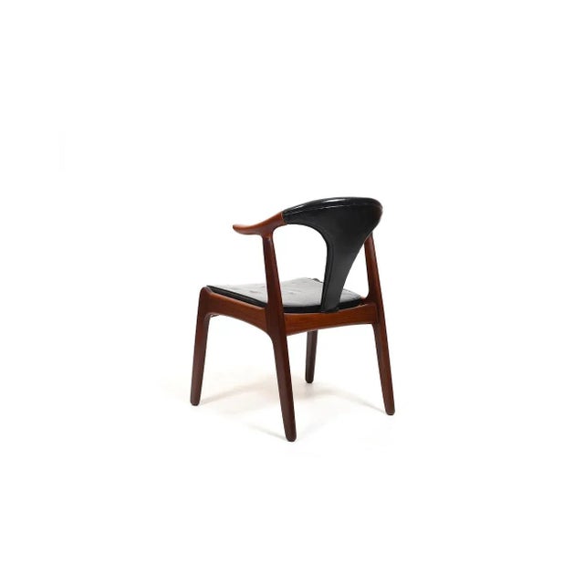 Mid-Century Modern Danish Teak & Leather Cow Horn Chair by H.P. Hansen For Sale - Image 3 of 10