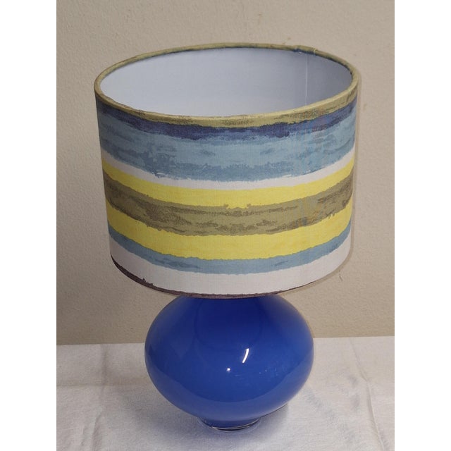 1970s Vintage Table Lamp with Internally Illuminated Blue Glass Base and Fabric Shade, 1970s For Sale - Image 5 of 8
