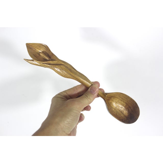 Rustic European Early 20th Century Hand Carved Wood Spoon Folk Art Treen Welsh Love Spoon Calla Lily For Sale - Image 3 of 9
