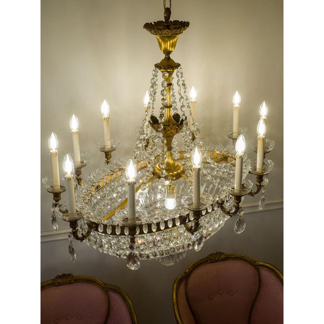 Traditional Large Empire Style Oval Crystal 16-Light Hot Air Balloon Chandelier, 1940s For Sale - Image 3 of 18