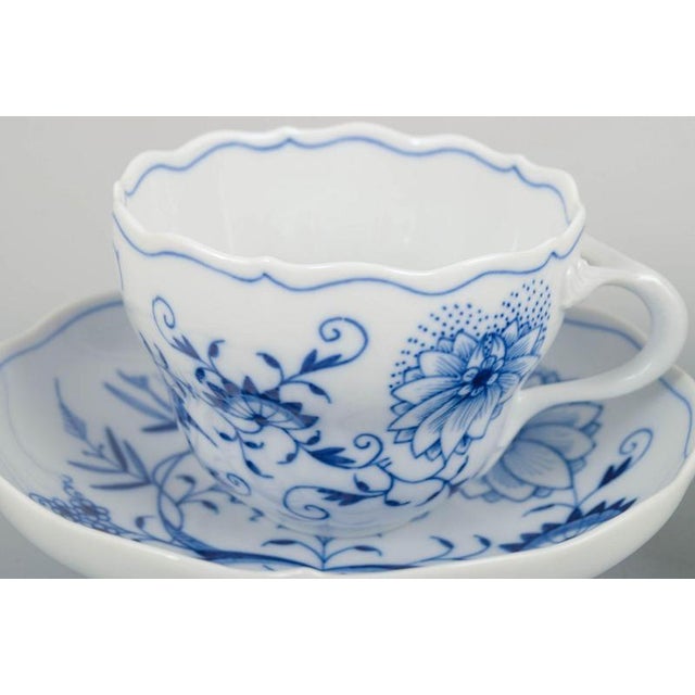 Porcelain Coffee Cups with Saucers from Meissen, Set of 6 For Sale - Image 3 of 5