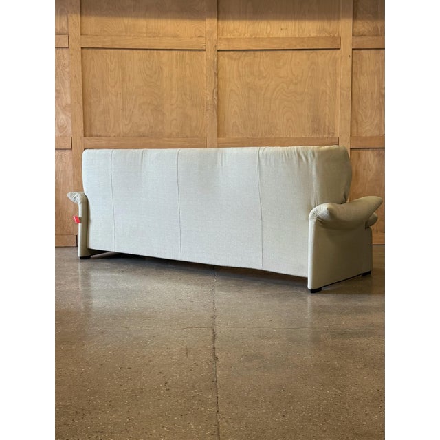 Textile Portovenere Sofa by Vico Magistretti for Cassina For Sale - Image 7 of 9