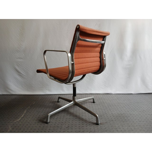 EA 108 Swivel Chairs by Charles & Ray Eames for ICF De Padova, 1960s, Set of 2 For Sale - Image 6 of 18
