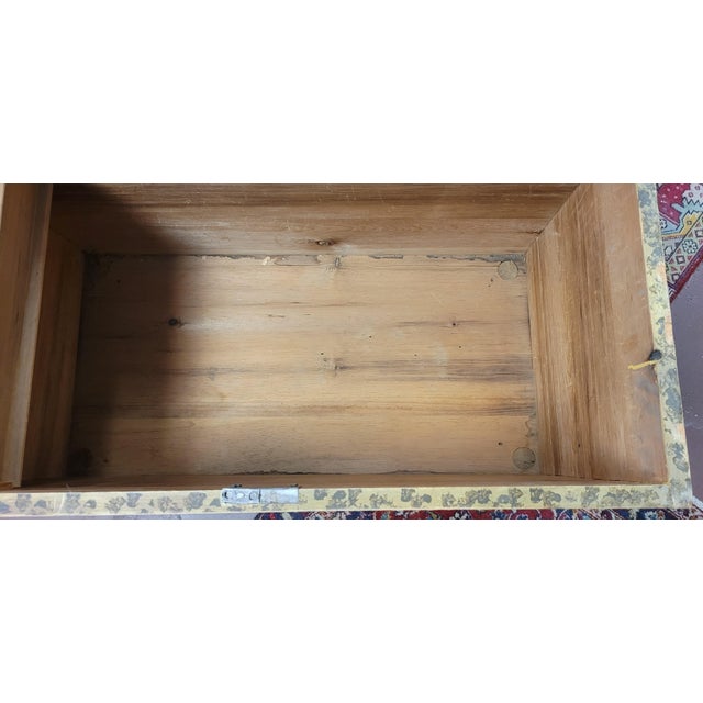 Wood Early 19th Century Sponge Painted Blanket Chest For Sale - Image 7 of 13