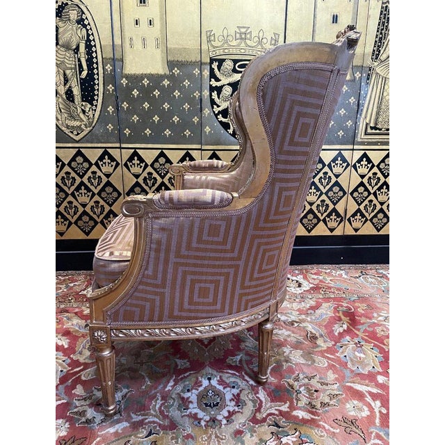 Louis XVI Winged Shepherdess in Golden Wood For Sale - Image 5 of 9