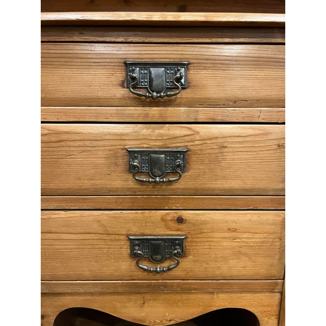 1900s Antique Country Pine Server For Sale In Boston - Image 6 of 12
