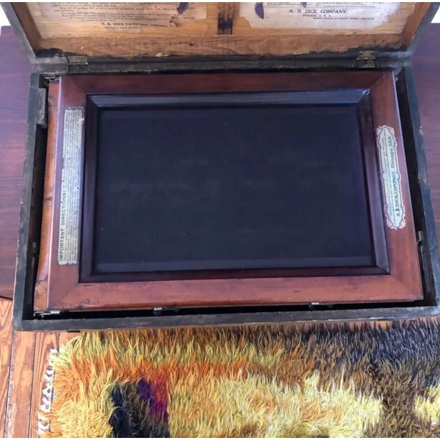 American Antique 1899 a.b. Dick No. 61 Edison Mimeograph Machine, Solid Oak W *All Parts* For Sale - Image 3 of 10