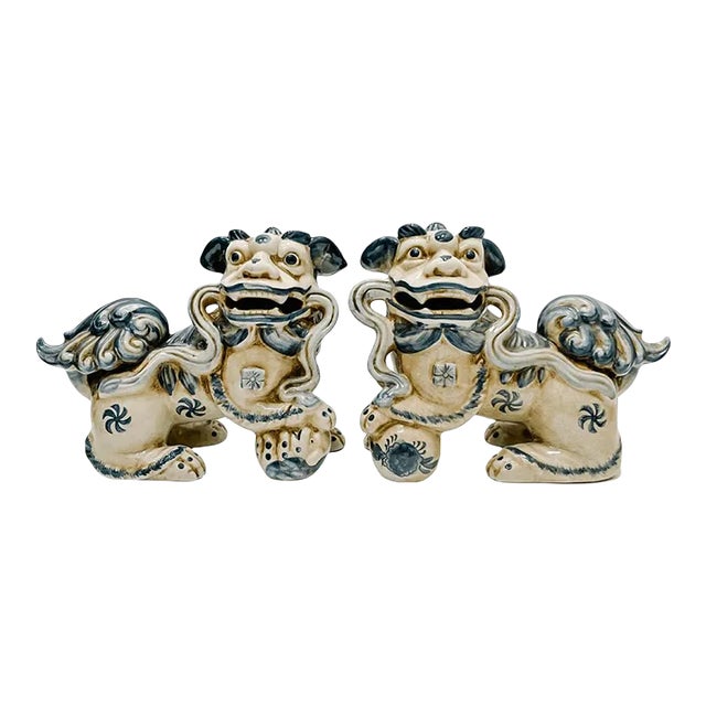 Contemporary Chinese Blue & White Chinese Foo Dogs - A Pair For Sale