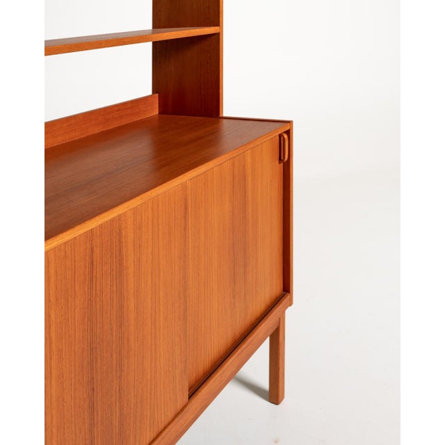 Bookcase with Glass Cabinet by Bertil Fridhagen for Bodafors, 1960s For Sale - Image 6 of 10