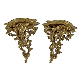 1940s Pair of Italian Baroque Gilt Wood Wall Shelves For Sale