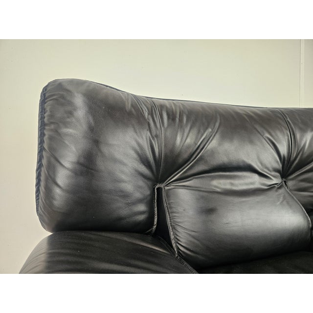 Black Red and Black Leather Armchair attributed to Nicoletti Salotti, 1980 For Sale - Image 8 of 18
