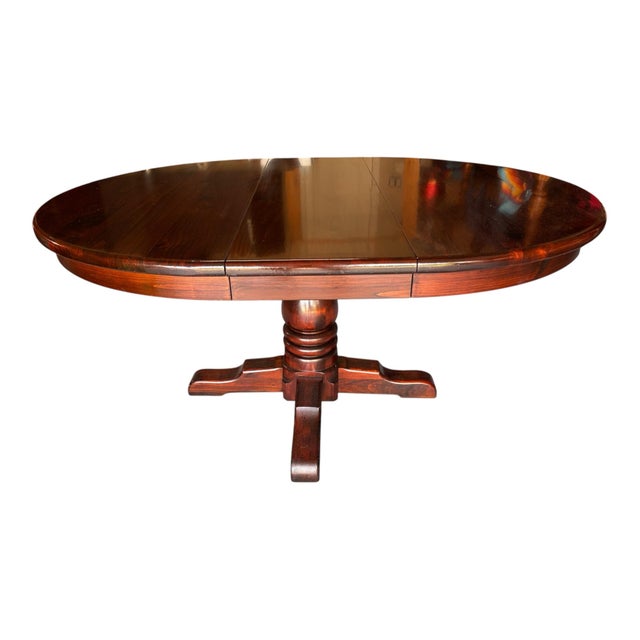 Wood Vintage 1970s Ethan Allen "Old Tavern" Antiqued Pine Round-to-Oval Extension Dining Table With One Leaf. For Sale - Image 7 of 12