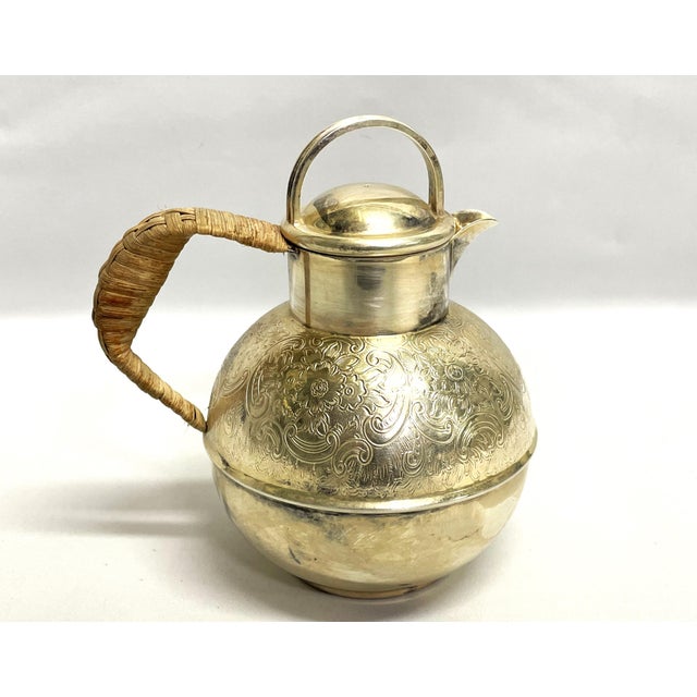 English 1940s Silverplate Guernsey Jug With Rattan Handle For Sale - Image 3 of 8