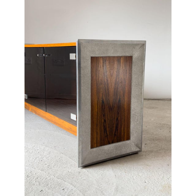 Mid-Century Modern Rosewood, Chrome & Smoked Glass Sideboard attributed to Richard Young for Merrow Associates, 1960s For Sale - Image 3 of 16